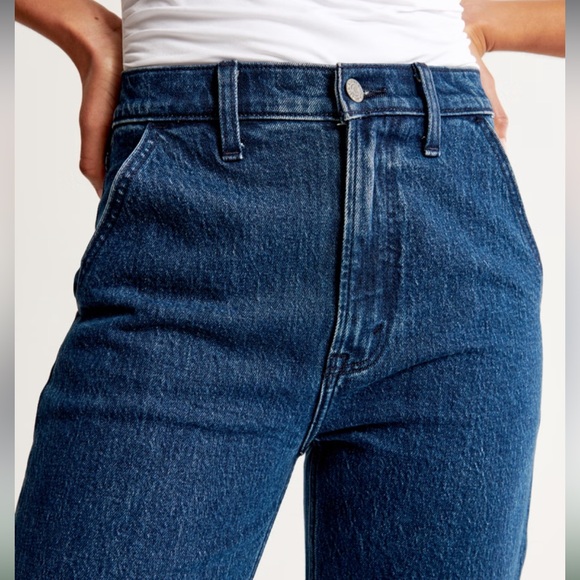 Abercrombie High Rise 90s Relaxed Jean size 33 - Picture 3 of 3